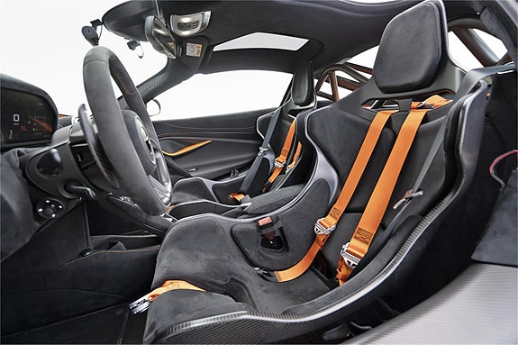 McLaren 720S 30 of 30