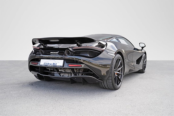 McLaren 720S 13 of 30