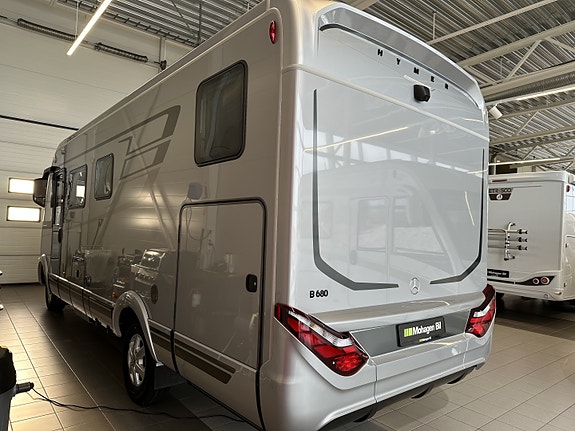 Hymer B - MCI 680 I Mercedes 170hk I Lithium I Arctic I 2026 3 of 5