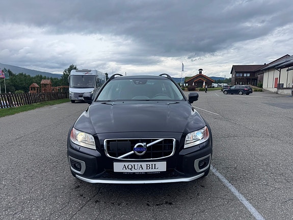 Volvo XC70 3 of 5