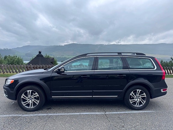 Volvo XC70 4 of 5