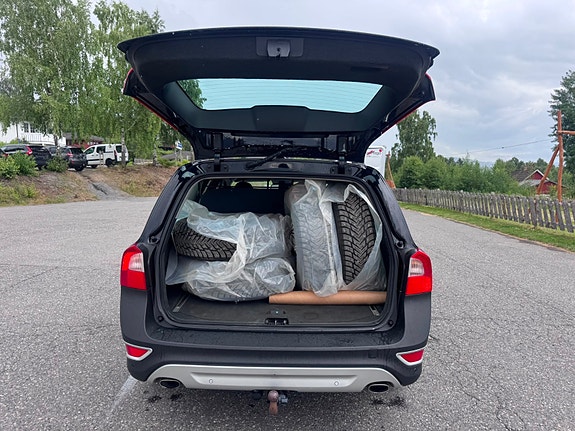 Volvo XC70 9 of 23