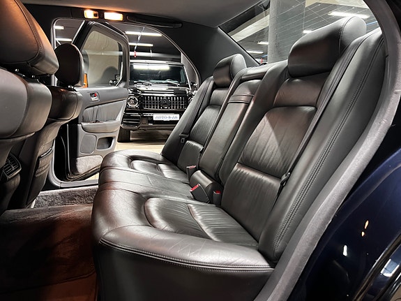 Lexus LS400 14 of 28