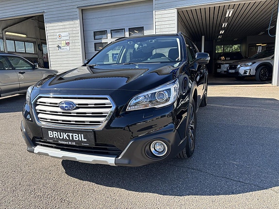 Subaru Outback 3 of 5