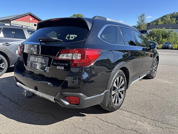 Subaru Outback 4 of 5