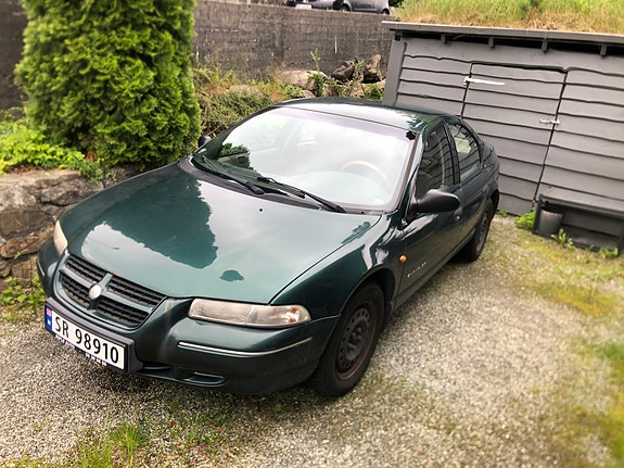 Chrysler Stratus 4 of 5