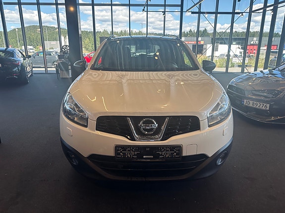 Nissan Qashqai+2 2 of 5