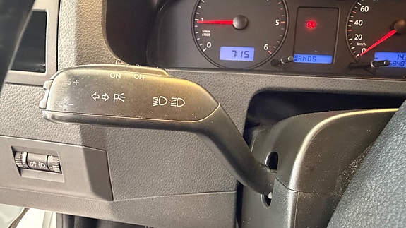 Volkswagen Caravelle 27 of 30