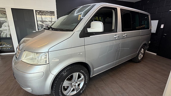 Volkswagen Caravelle 11 of 30