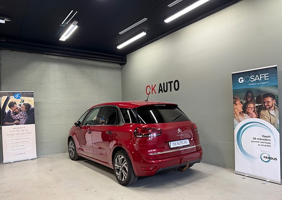 Citroen C4 Picasso 2 of 5