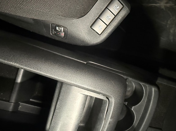 Citroen C4 Picasso 21 of 30