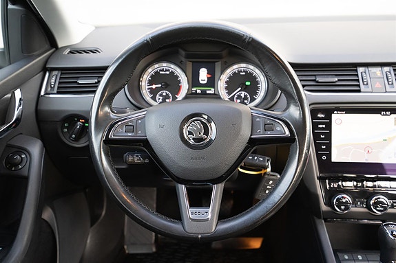 Skoda Octavia Scout 15 of 30