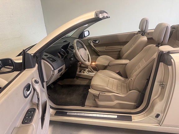 Renault Megane 27 of 30