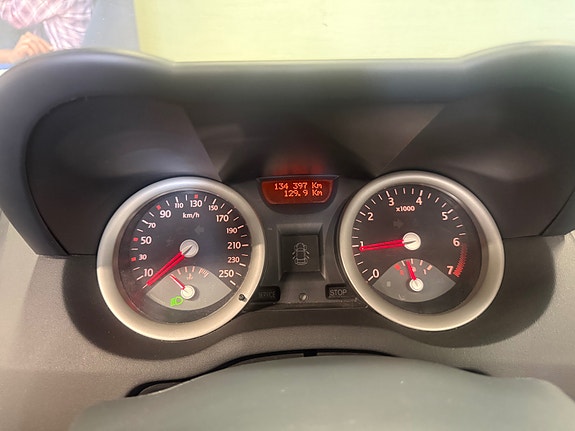 Renault Megane 24 of 30