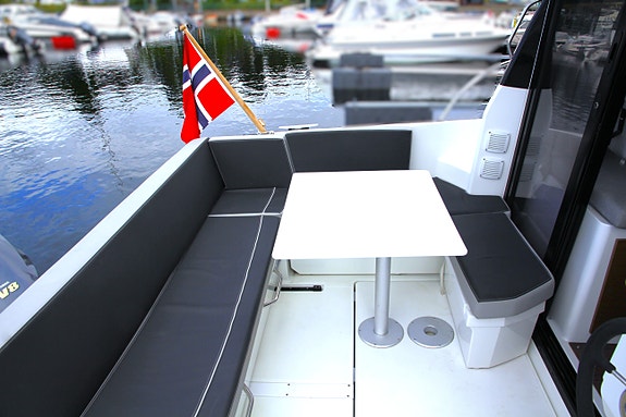 NY PRIS! Jeanneau Merry Fisher 895: Komplett utstyrt familieturbåt - GI BUD 22 of 30