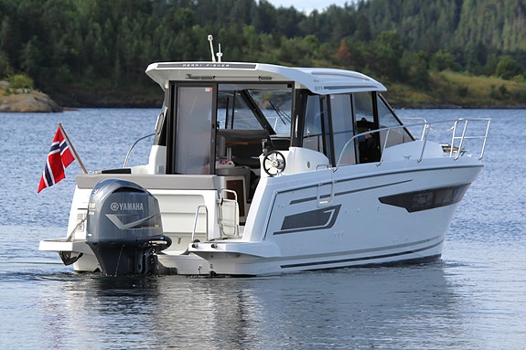 NY PRIS! Jeanneau Merry Fisher 895: Komplett utstyrt familieturbåt - GI BUD 6 of 30