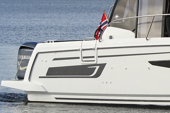 NY PRIS! Jeanneau Merry Fisher 895: Komplett utstyrt familieturbåt - GI BUD 9 of 30