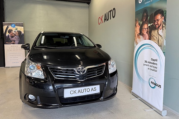 Toyota Avensis 5 of 5