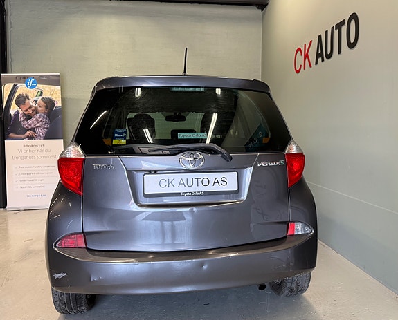 Toyota Verso-S 10 of 29