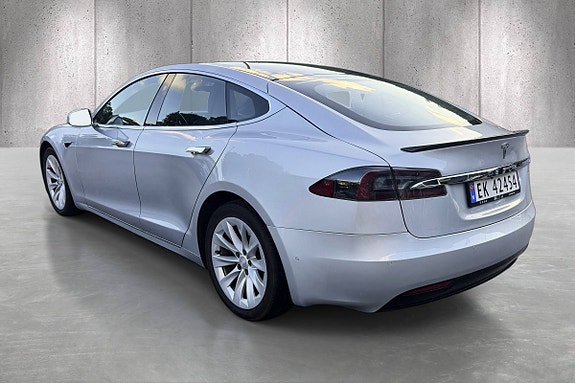 Tesla Model S 5 of 5