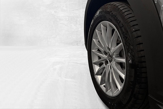 Audi A4 allroad 2 of 5