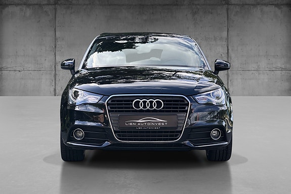 Audi A1 3 of 5