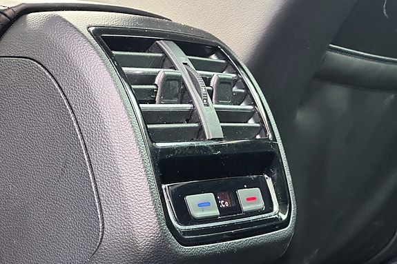 Volkswagen Passat 18 of 19