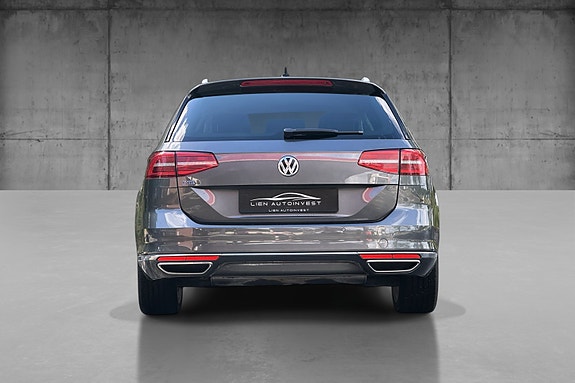 Volkswagen Passat 7 of 19