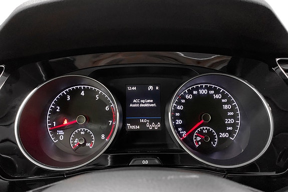 Volkswagen Touran 8 of 15