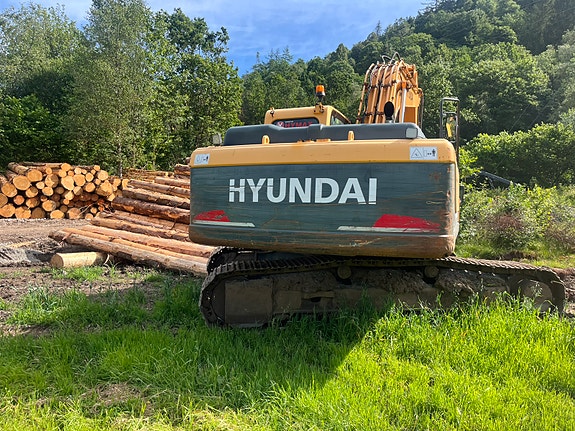 Hyundai 210 LC-9 5 of 5
