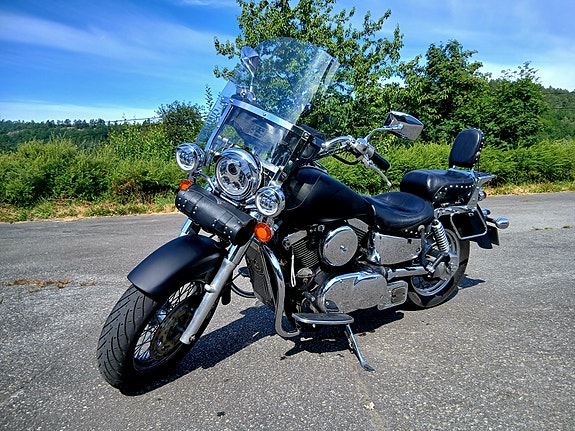 Kawasaki VN 1500 Classic 3 of 21