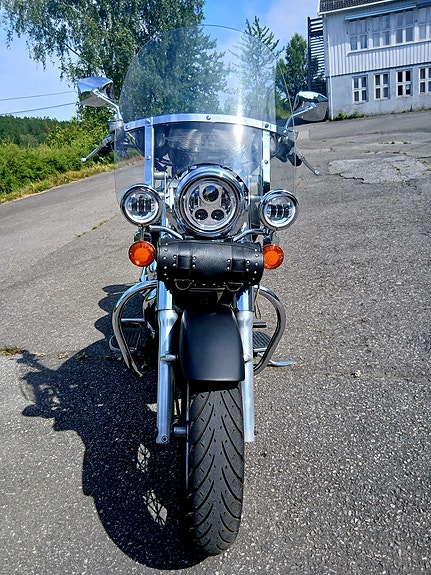 Kawasaki VN 1500 Classic 12 of 21