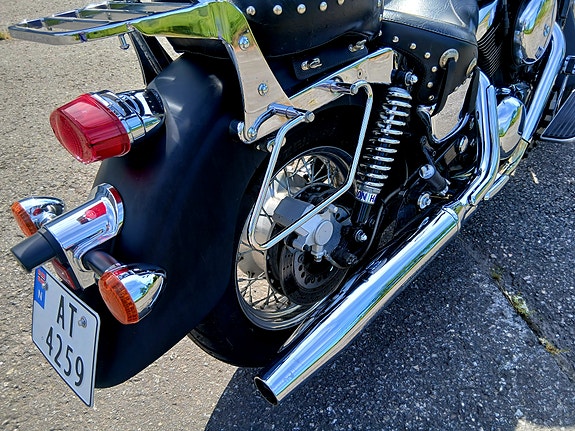 Kawasaki VN 1500 Classic 10 of 21