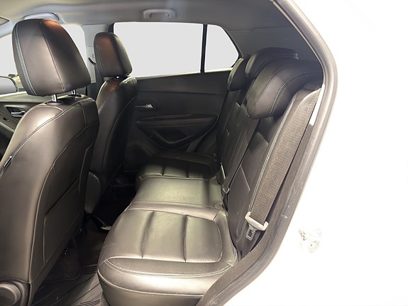 Chevrolet Trax 11 of 30