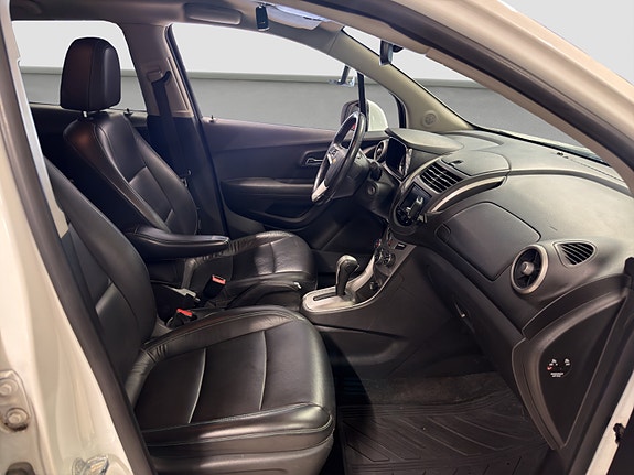 Chevrolet Trax 13 of 30