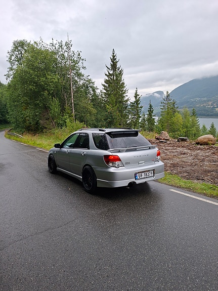 Subaru Impreza 2 of 7