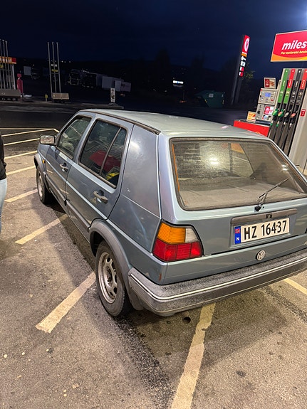 Volkswagen Golf II 3 of 8