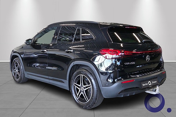 Mercedes-Benz EQA250 3 of 5