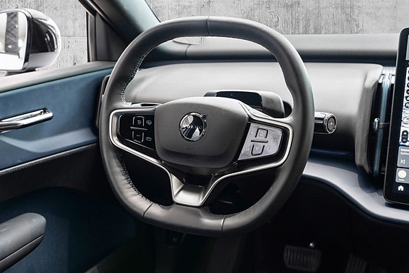 Volvo EX30 15 of 25