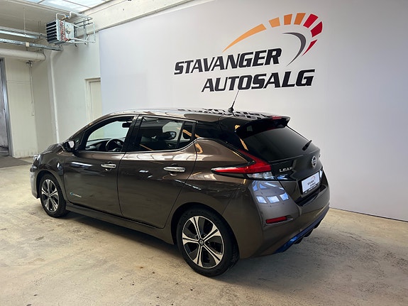 Nissan Leaf 6 of 25