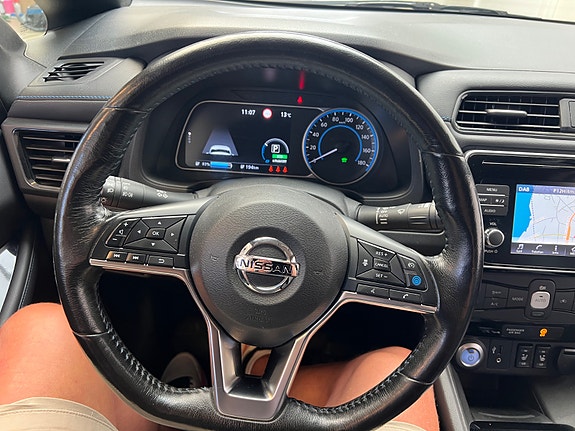 Nissan Leaf 15 of 25