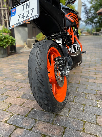 KTM 125 Duke 10 of 21