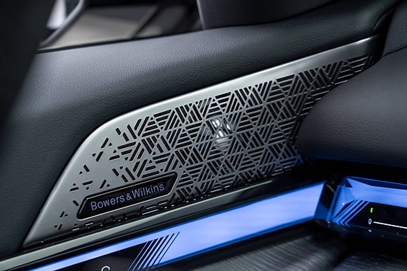BMW i5 19 of 30