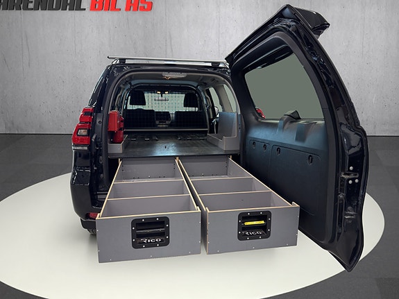 Toyota Land Cruiser 7 of 25