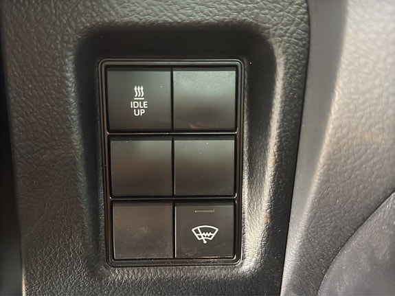 Toyota Land Cruiser 19 of 25