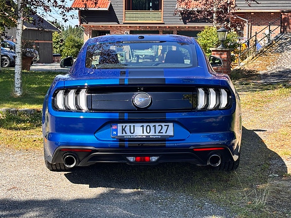 Ford Mustang 6 of 23