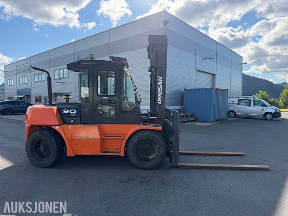 Doosan D90S-5 DIESELTRUCK 9 TONN - KUN 3352 TIMER 4 of 5