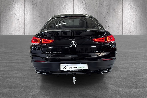 Mercedes-Benz GLE350 de 5 of 5