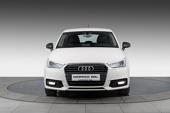 Audi A1 3 of 5