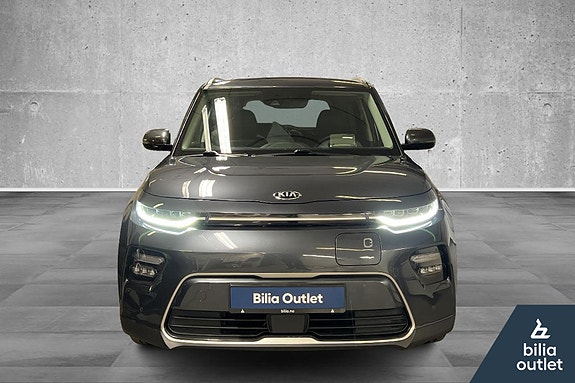 Kia e-Soul 2 of 5